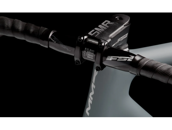 MMR Adrenaline 30 Shimano 105 Di2 12v DT Swiss A1800 30 | Sexibikes