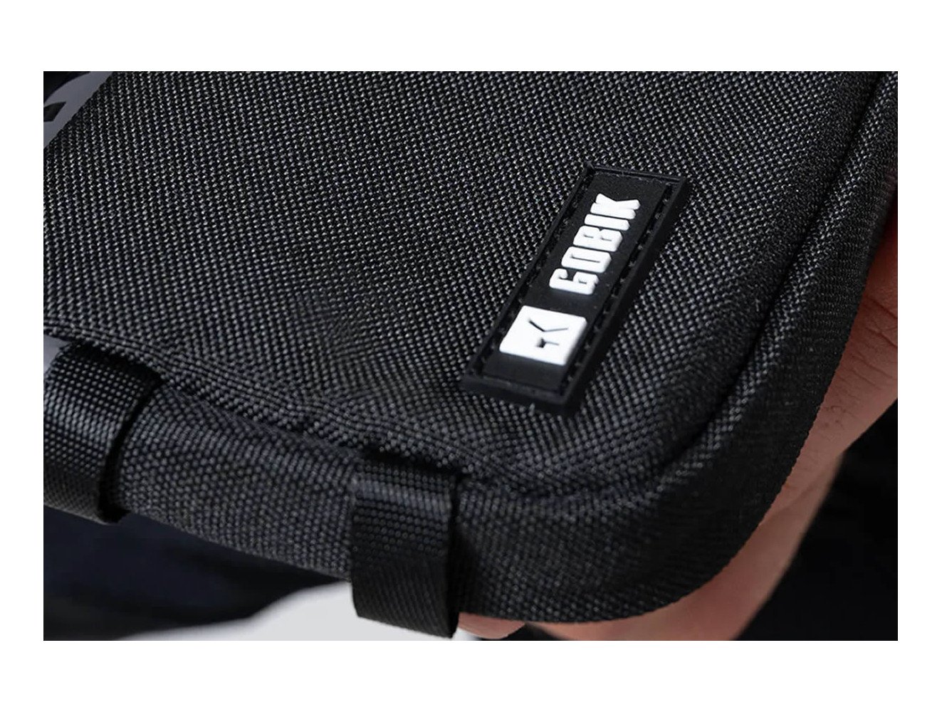 Funda para móvil UNISEX Gobik Essential 2.0 True Black