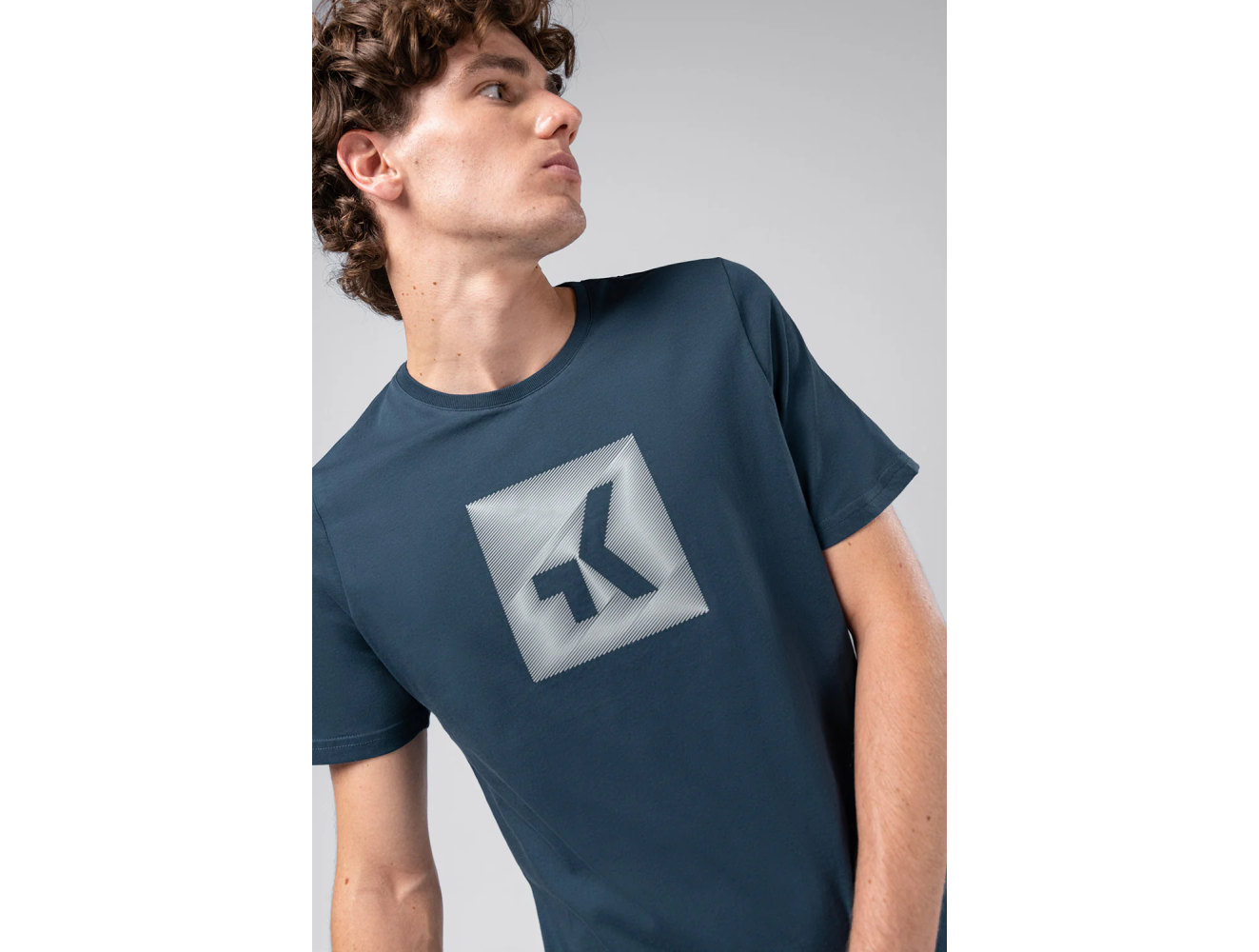 Gobik Overlines 2.0 Spellbound – Camiseta casual algodón orgánico unisex | SexiBikes Almuñécar